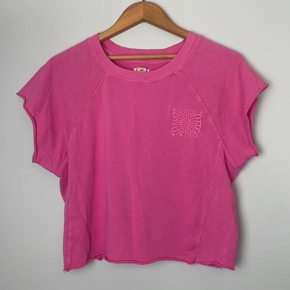 Billabong Tops - Barbiecore Pink Billabong Boxy Crop Short Sleeve Cutoff Size Small